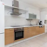 Appartement Seaside With A Swimming Pool Medici, Omis - 25214