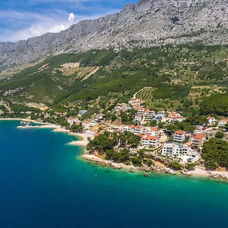 Seaside With A Swimming Pool Medici, Omis - 25214
